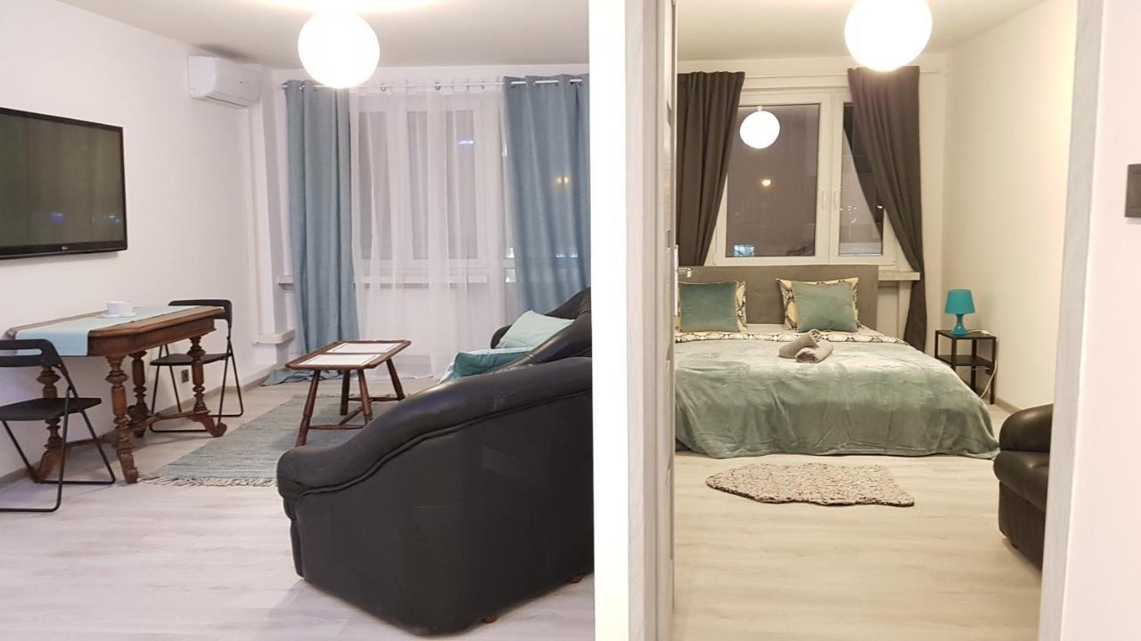 Center, The Places Apartment