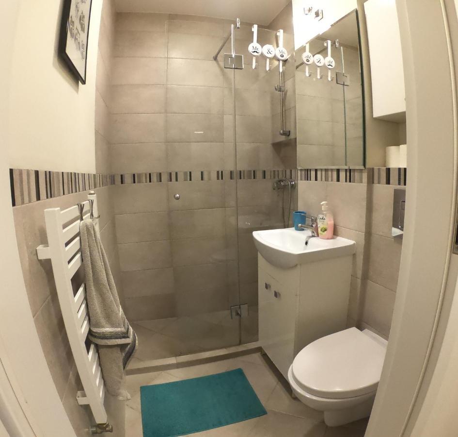 Apartament Center, The Places *